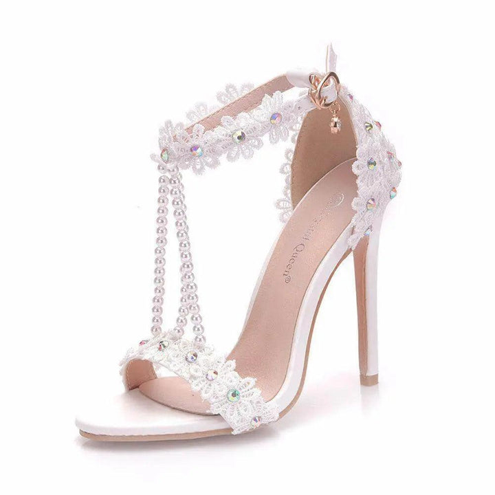 Lace clamp Embroidered Pearl Sandal - White - Mishastyle